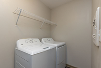 Flat - Washer & Dryer
