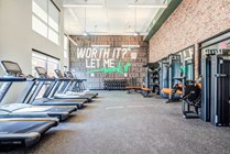 Signature-Hartwell-Village-Off-Campus-Apartments-Near-Clemson-University-Fitness-Center