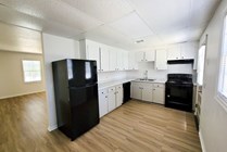 Kitchen-1-The-Vintages-at-Clemson